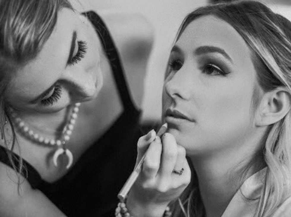 To The Girl Who Still Thinks Makeup Is About 'Looking Pretty,' You're Doing It For The Wrong Reasons