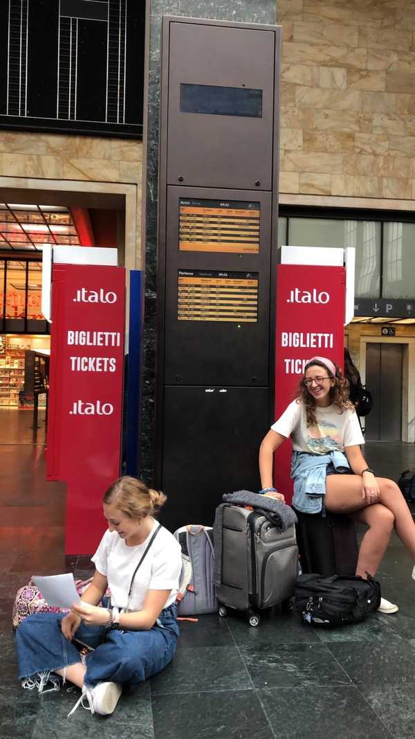 7 Annoying Things About Travel That No One On Instagram Talks About, Like EVER