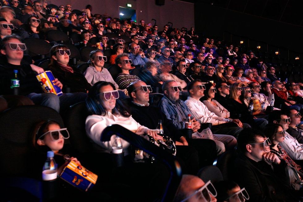 9 Essential Movies That All College Students Should Watch