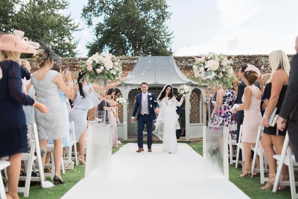 I Am A Girl And I Do Not Like Weddings