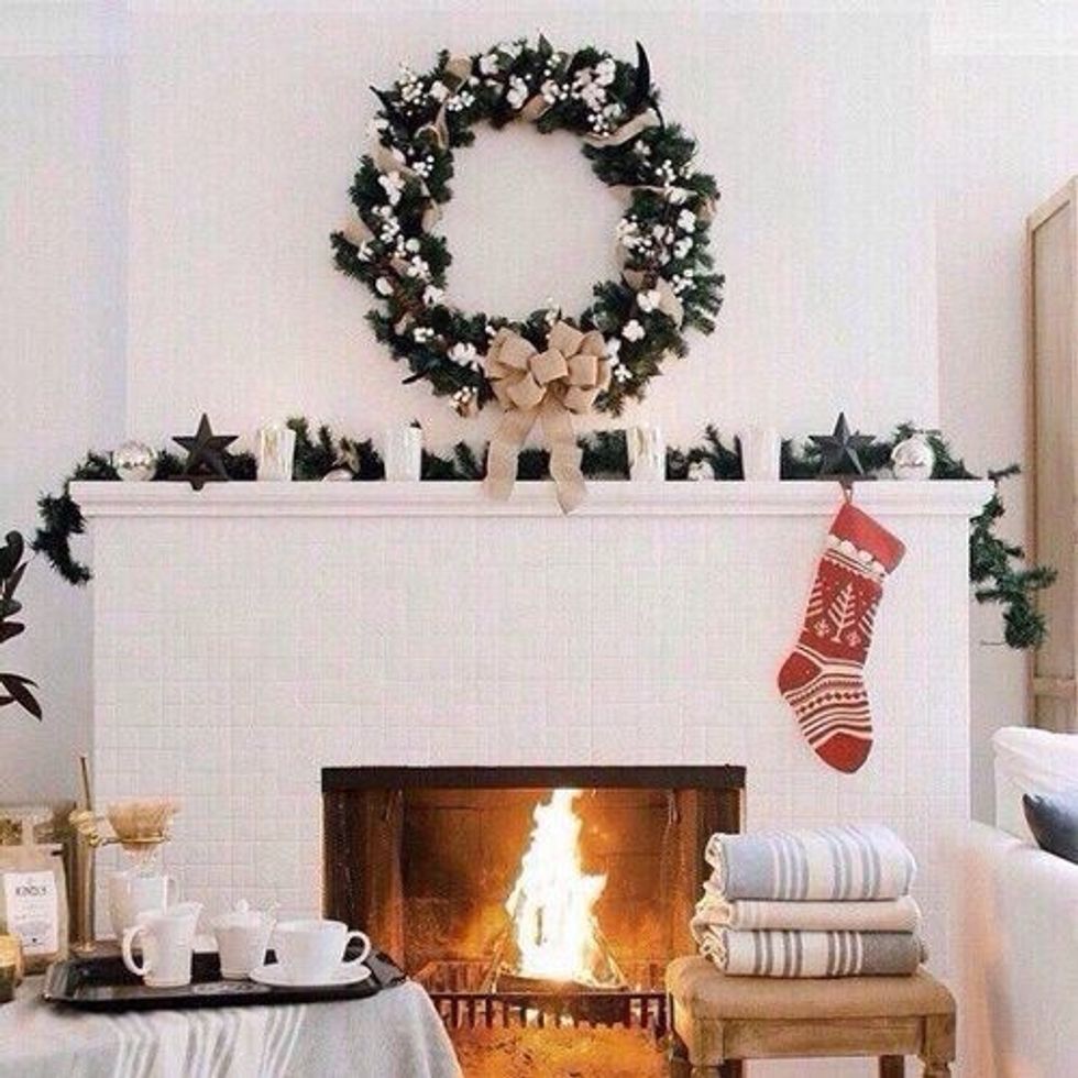 Ten Must-Watch Christmas Movies to Get You in the Spirit