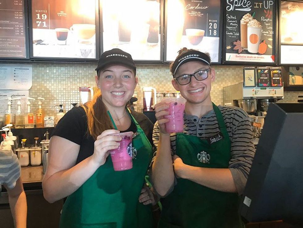 6 Reasons You Might Not Make It As A Starbucks Barista, Because It's WAY HARDER Than It Looks