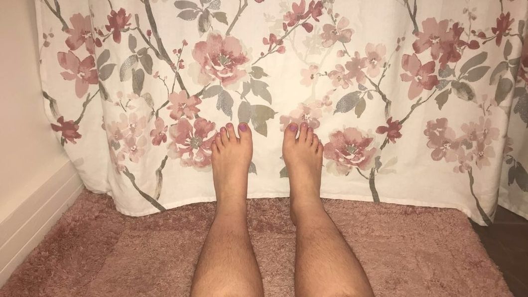 I'm A Female And I Didn't Shave My Legs For 7 Months, Screw Societal Beauty Standards