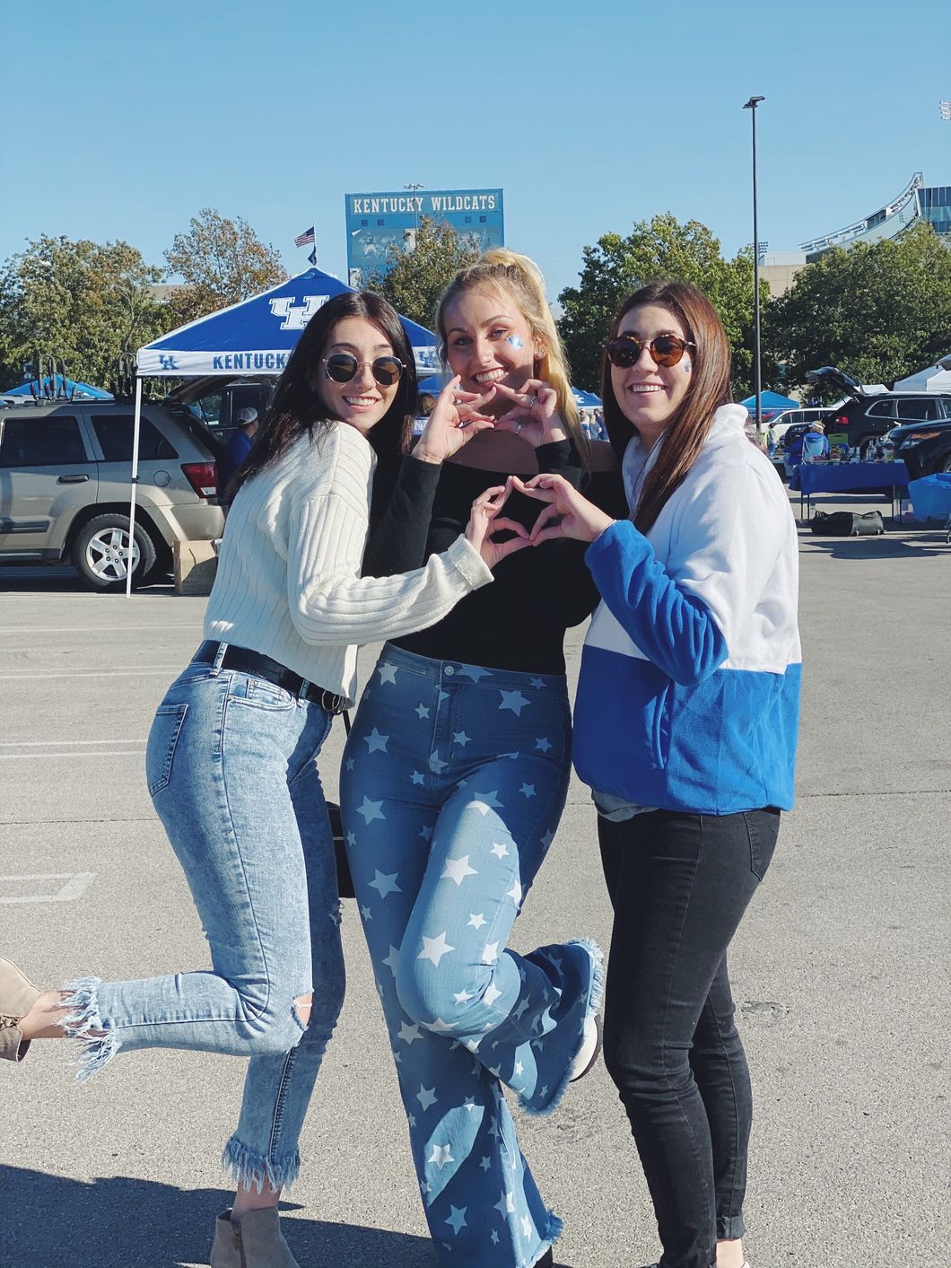 What It's Like Being Sisters With Your Sisters