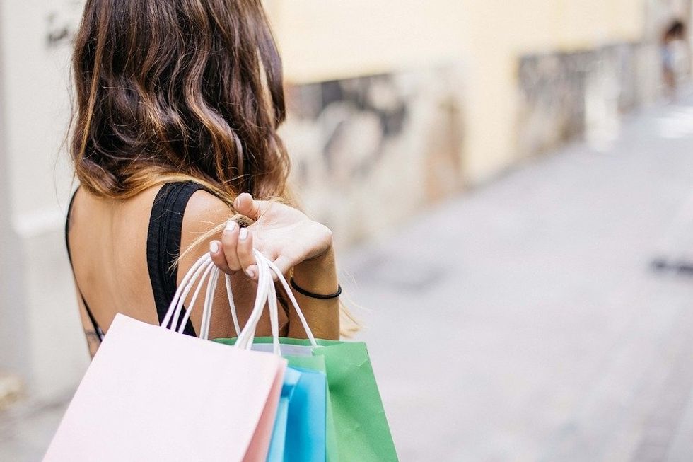 6 Ways To Stop Spending $$$ On Things You Don't Need