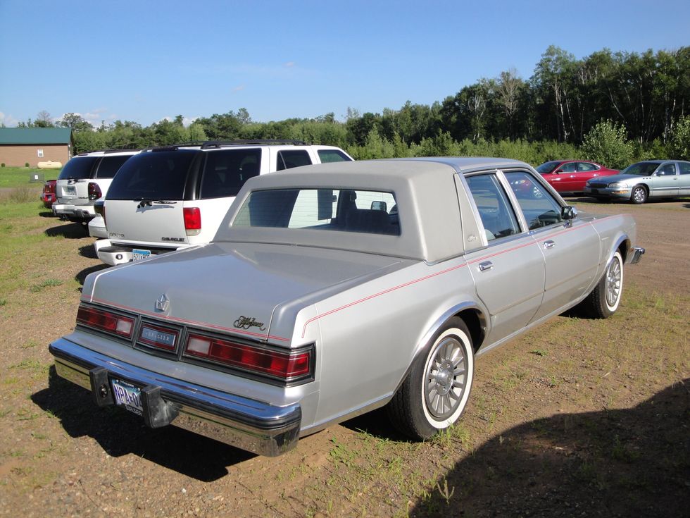 My Dream Car: The 1985 Chrysler Fifth Avenue