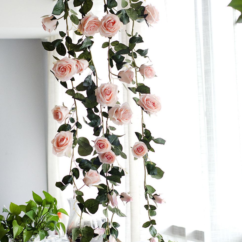 Comfyee - One Of The Popular Silk Flower Stores You Can Consider With