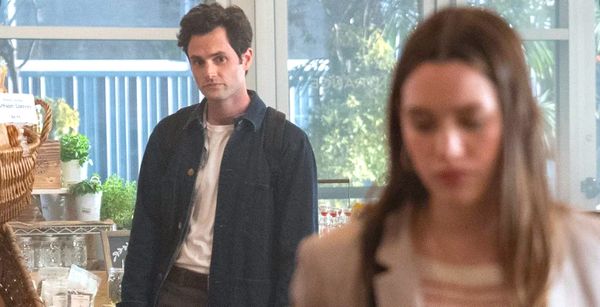 The 'YOU' Season 2 Drinking Game That Will Have You Drunk AF By The End Of The First Episode