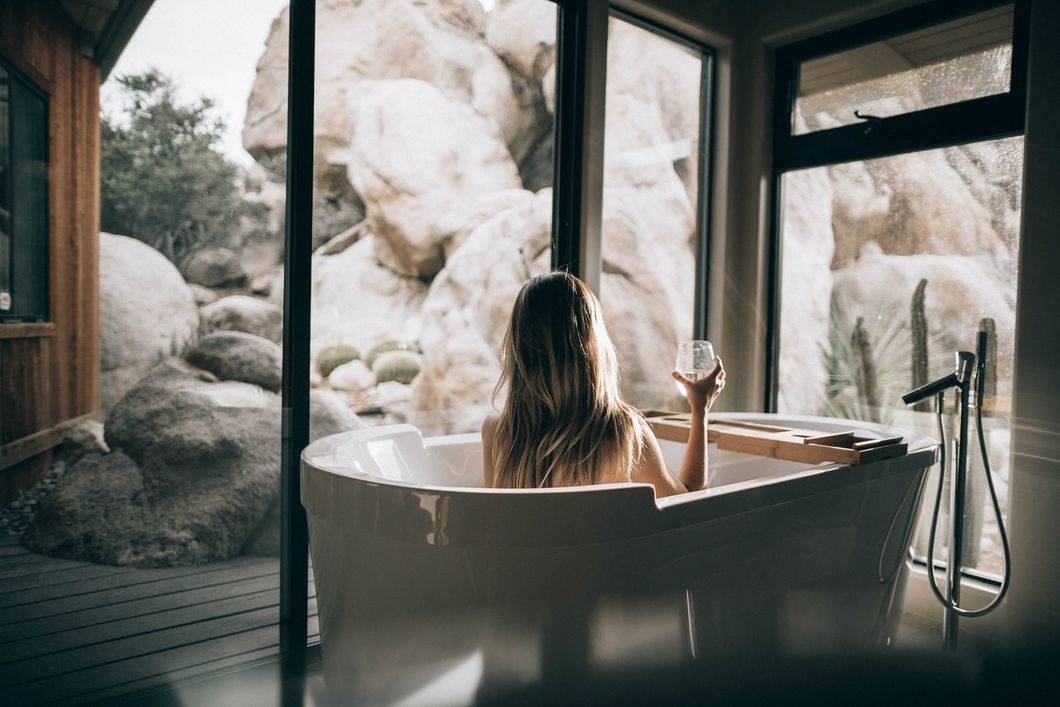 7 Scientific Reasons You Should Be Taking Bubble Baths, And Not Just For Self-Care