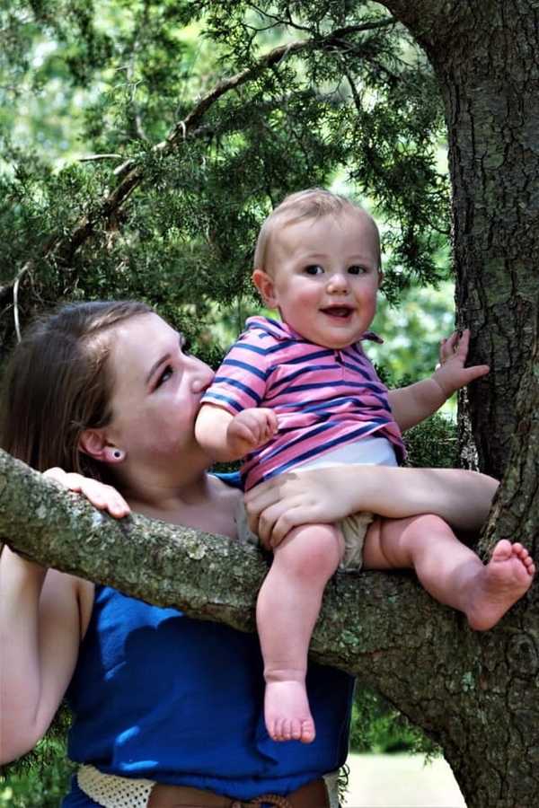 Becoming A Mother At 17 Didn't Ruin My Life, It Saved It