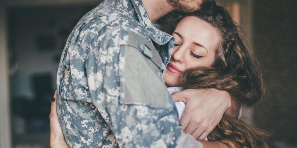 8 Things You Should Never Say To A Military Spouse