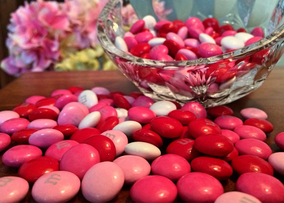 Here's What Your Go-To Valentine's Day Candy Says About You