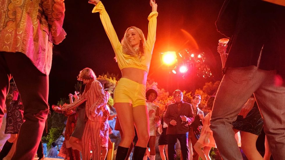 19 Workouts You Can Do During The 92nd Academy Awards, Since You WON'T Be Accepting An Oscar