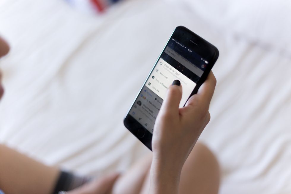 8 Types Of Text Messages Coming To Your Phone In 2020, Whether You Want Them Or Not