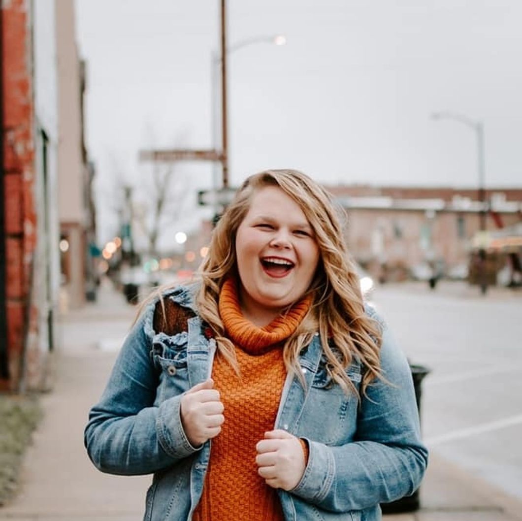 Date Megan: A Sassy 23-Year-Old From The Midwest