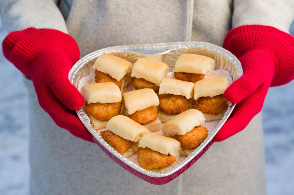 If You Really Love Her, Ditch The Flowers And Chocolates For This Heart-Shaped Chick-Fil-A Nugget Tray