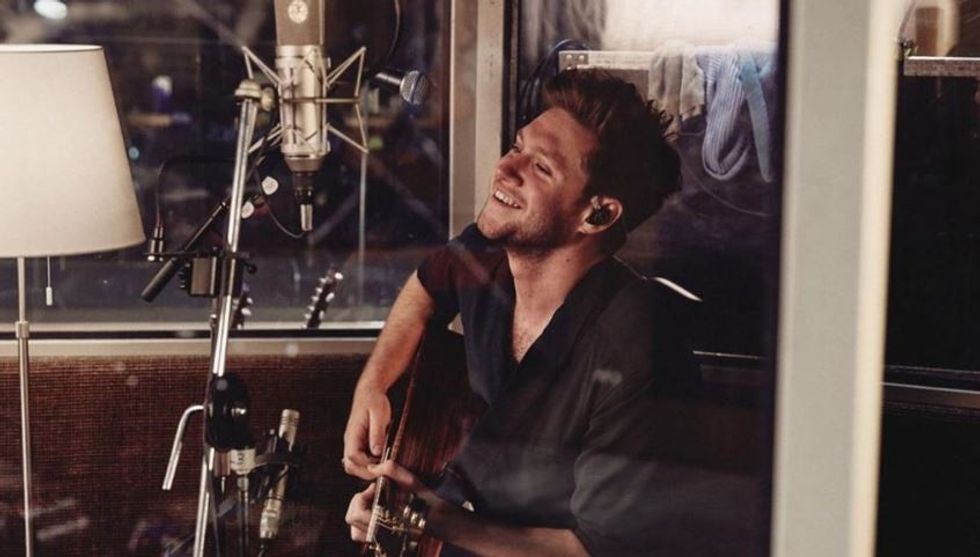 Niall Horan's Album 'Heartbreak Weather' Perfectly Sums Up The Emotions of a Relationship