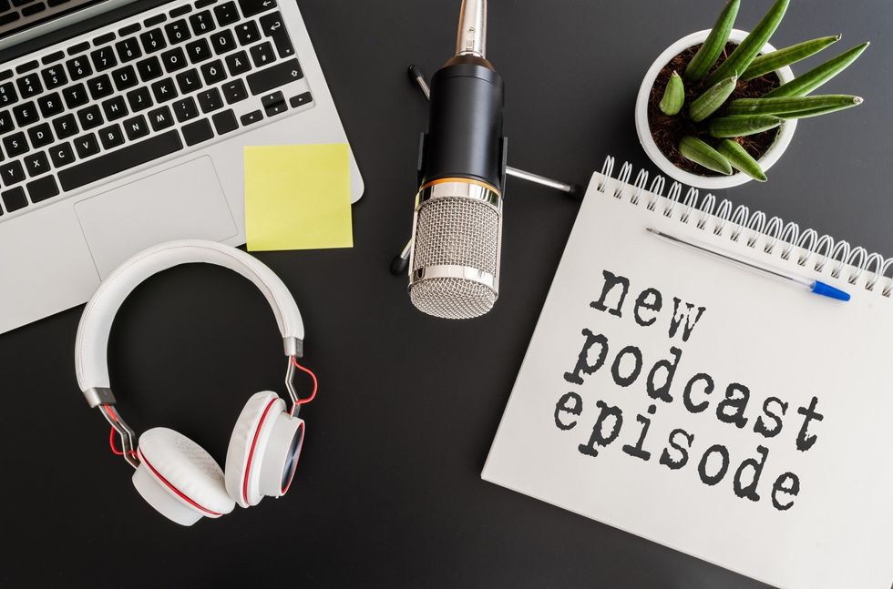 7 Best Personal Development Podcasts to Listen to When Stuck Inside