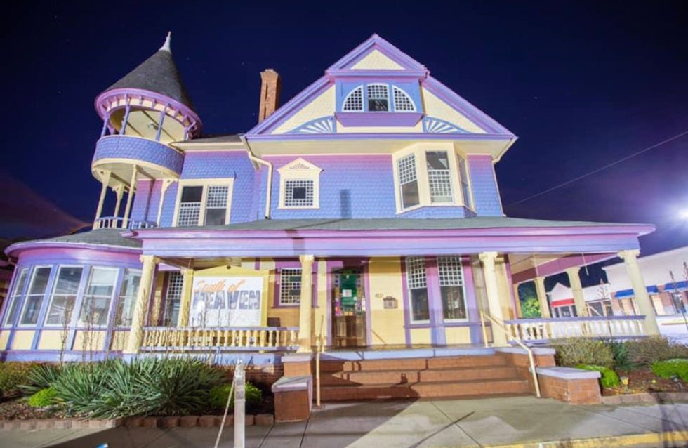 10 Local Carrolton, Georgia Businesses To Support During the Quarantine