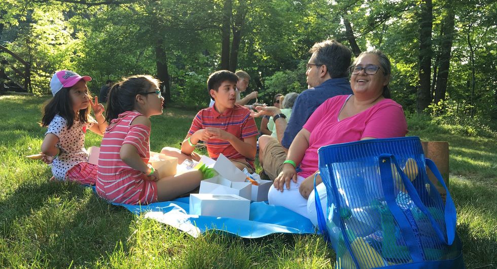 15 Things Every Mexican Family Does To Survive Quarantine