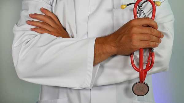 I Spoke To A Virginia ECMO Specialist About COVID-19, And I Learned So Much
