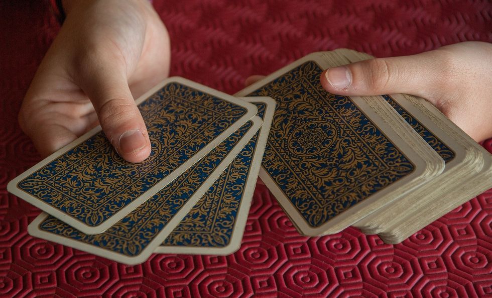Learn ​How To Use Gypsy Cards In 5 Steps