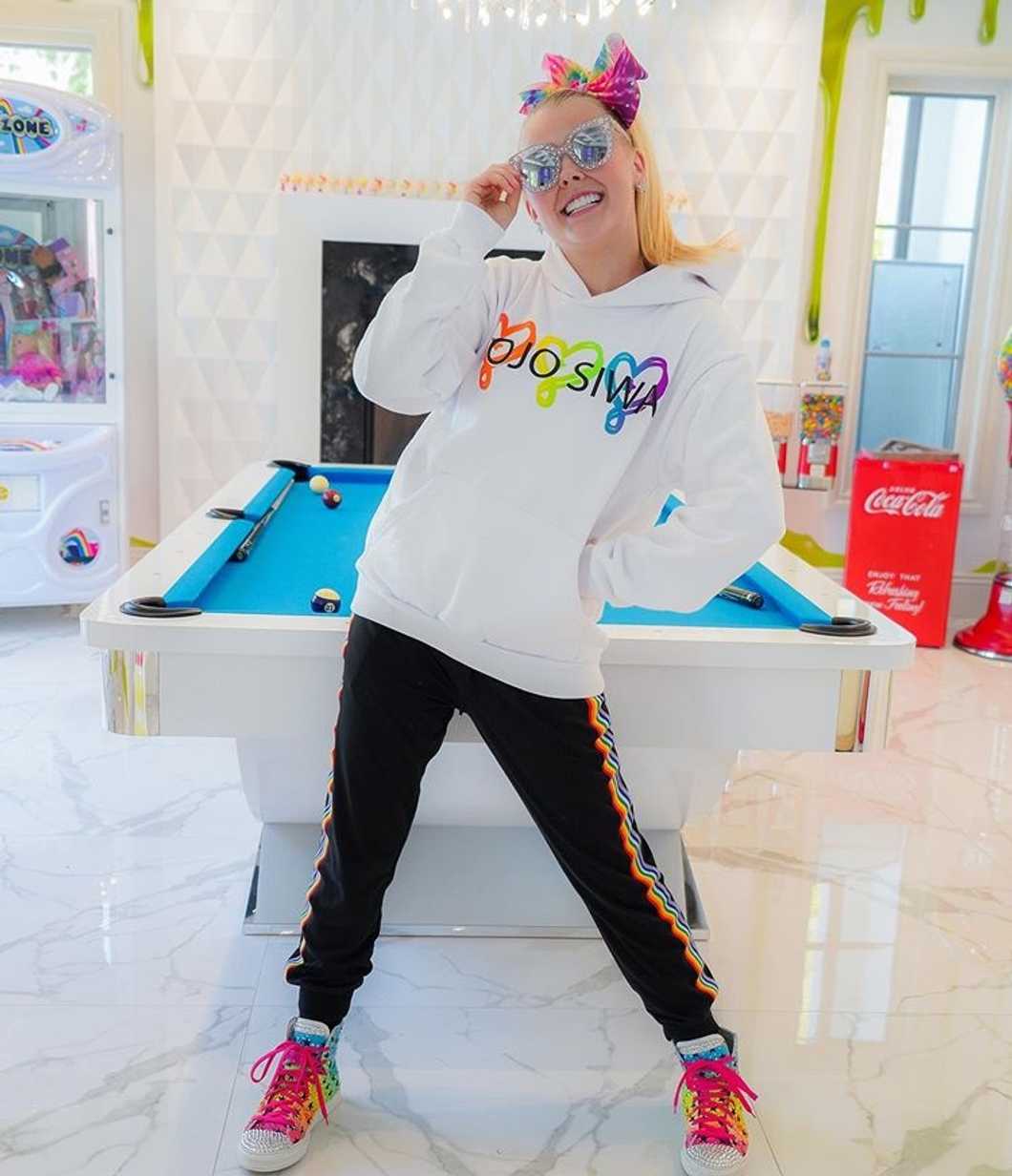 I'm Starting To Stan JoJo Siwa, And TBH, I'm Not Mad About It