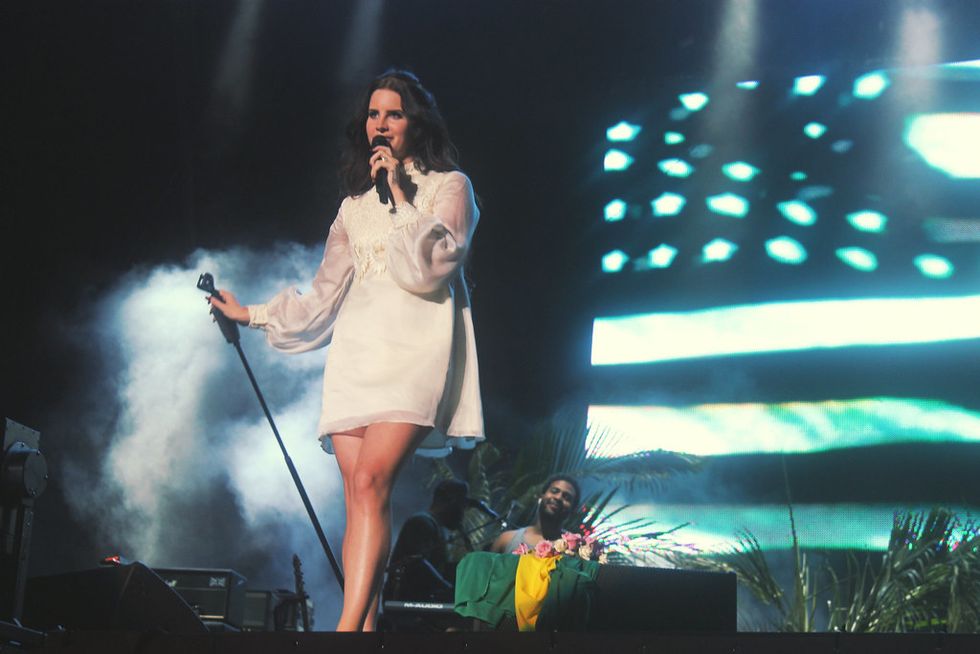 Lana Del Rey’s Controversial Post Sparks Conversation On WOC And Privilege