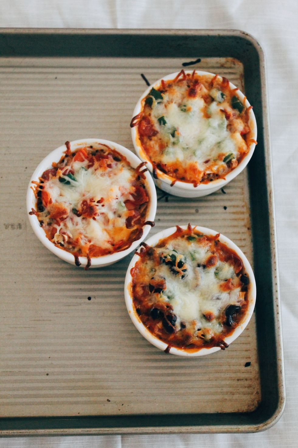 5 Food Shows to Binge on Netflix, Plus a Healthy Pizza Recipe to Eat While You Watch