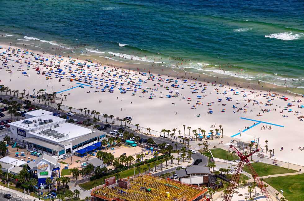 To The Tourists Of Gulf Shores and Orange Beach, Alabama: We Need You, But Please Pick Up Your Trash.