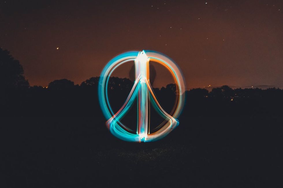 10 Quick Quotes About Peace, Love, Kindness and Hope