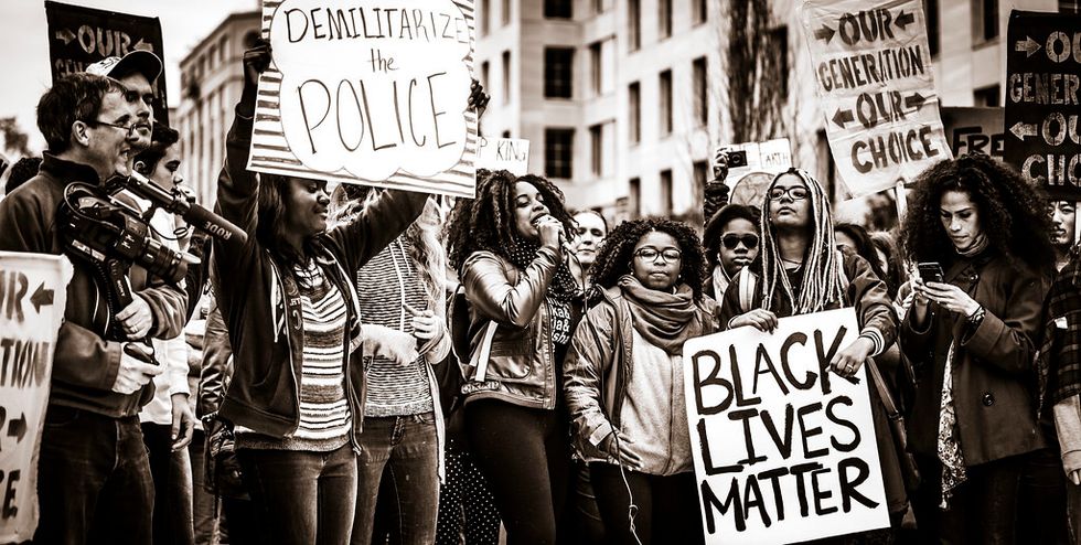 7 Ways Non-Black People Can Support #BlackLivesMatter