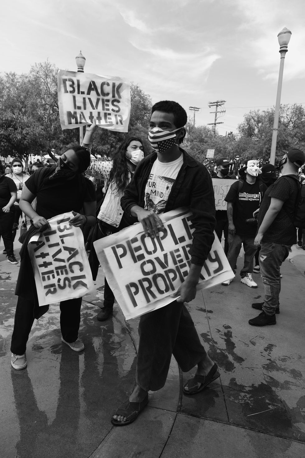 Ways You Can Help Educate Yourself And Support The Black Lives Matter Movement