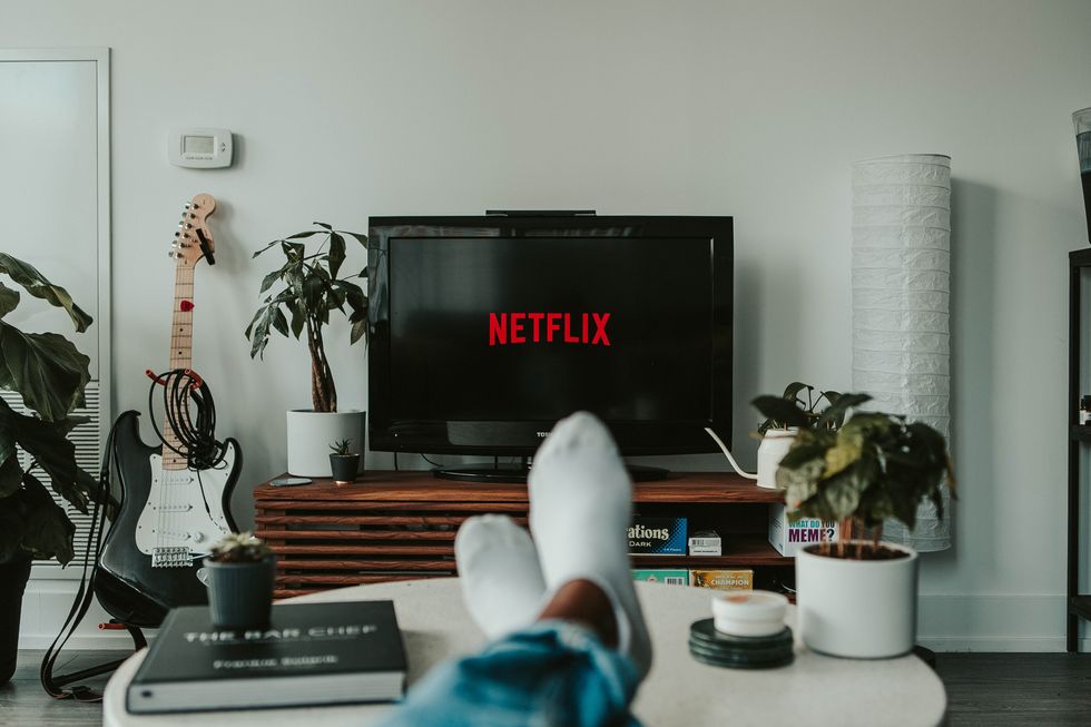 5 Things To Do Instead Of Watching Netflix