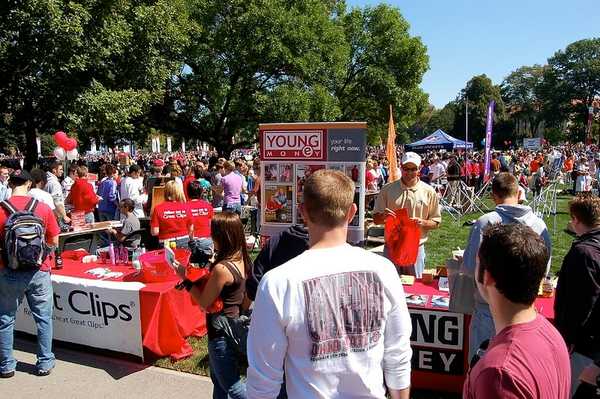 16 Things Incoming Freshmen Can't Learn About THE Ohio State University On A Zoom Call This Fall