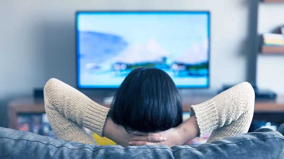 6 TV Shows And Movies That I Would Die To Live In