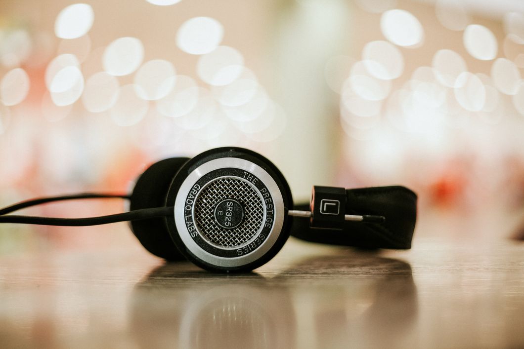 13 Podcasts I Recommend To You