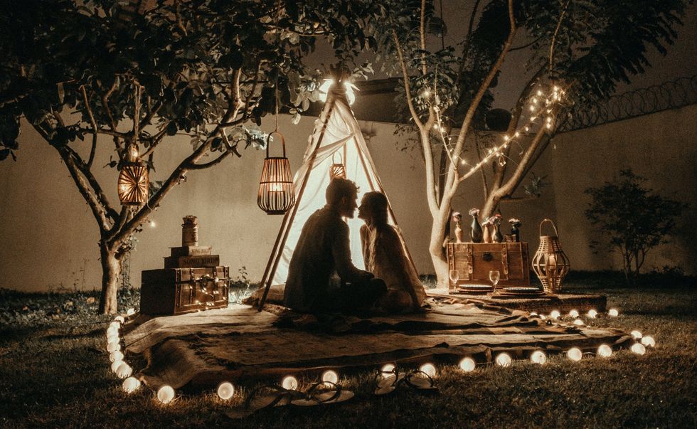 11 Backyard Date Ideas For Some Summer Lovin' While Social Distancing