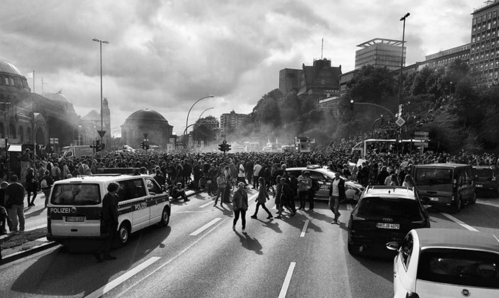 If You're Feeling Helpless About What's Going on in The World Right Now, Here's Some Ways You Can Help