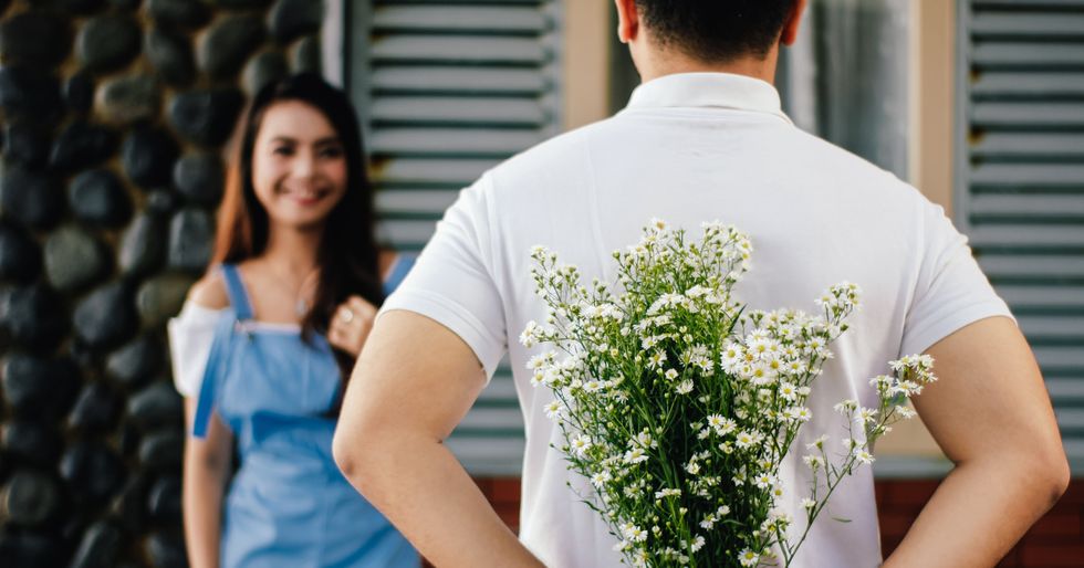 8 Tips For Staying Close With Your S.O. Even If You Have To Stay Six Feet Apart