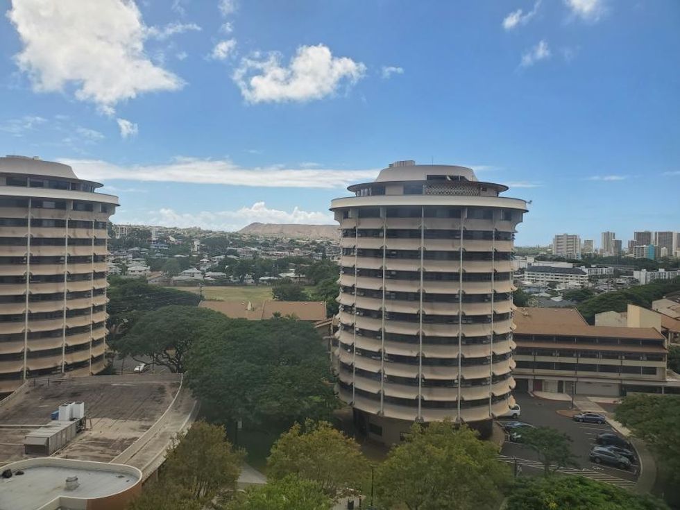 12 Organization And Decor Tips For Dorming Students At The University of Hawai'i Mānoa