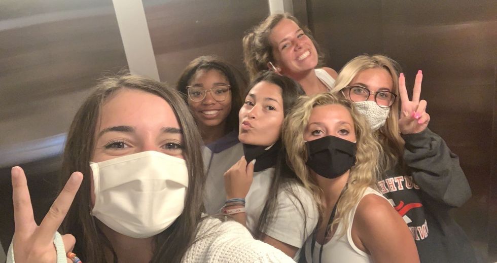 What It's Like Going To College During The Pandemic, From A College Freshman