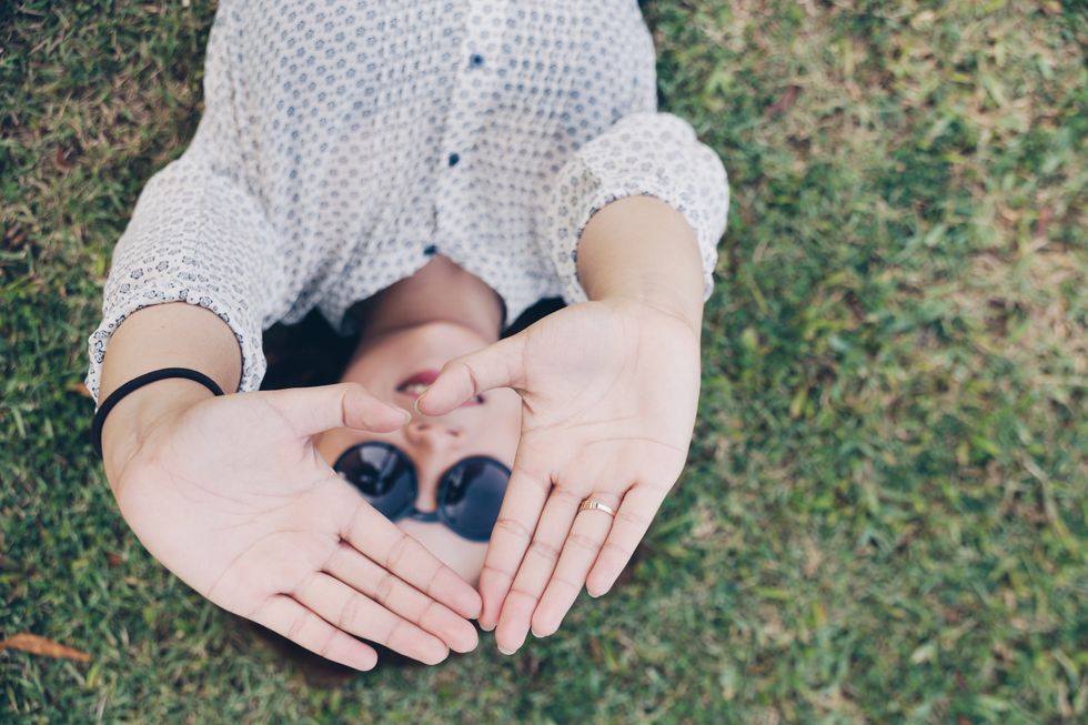 3 Ways To De-Stress During COVID-19, Because It's SO Important To Take Time For Yourself