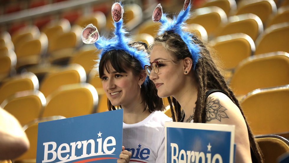 You Need To Stop Stanning Politicians, They're Not Celebrities, And Politics Isn't Entertainment