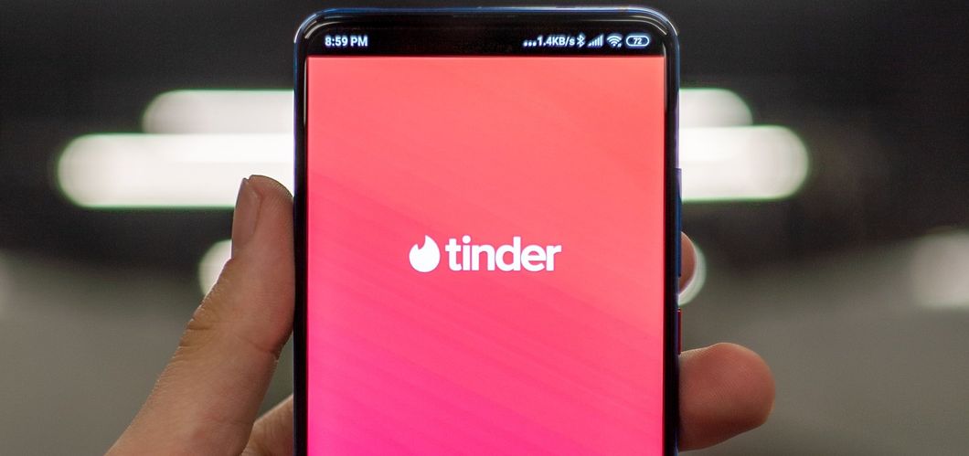 Dating In Our Generation: Is A 90's Love Story Too Much To Ask?