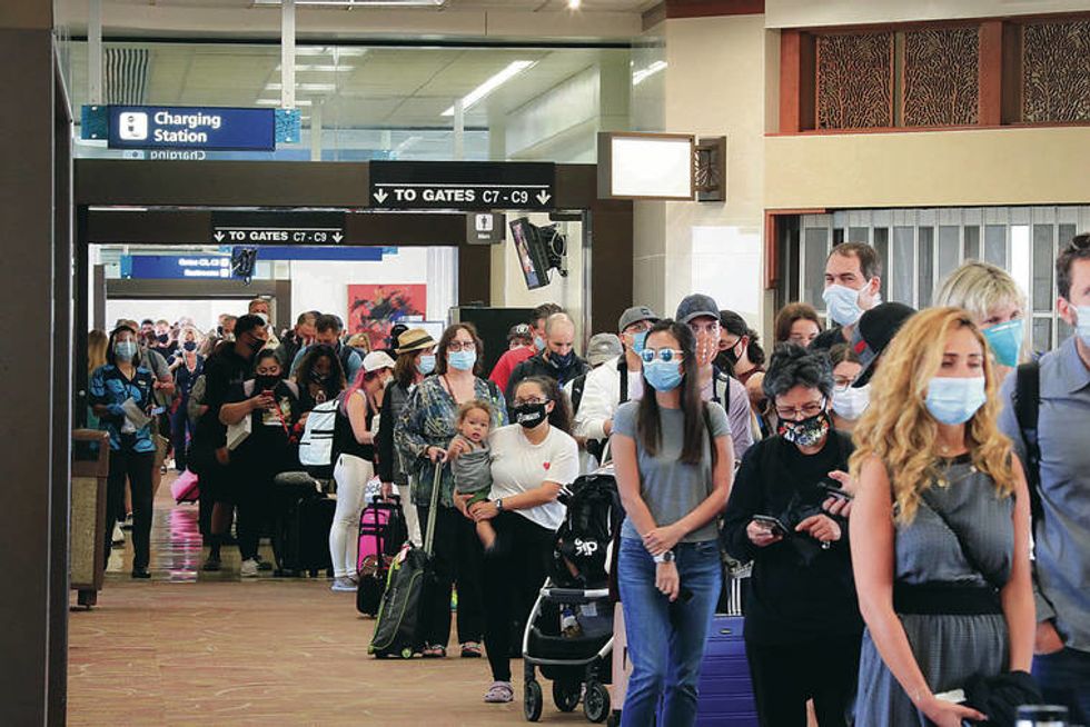 The Pre-Travel Testing Program In Hawaiʻi Has Brought Thousands of Tourists, And It's Not Looking Good Already