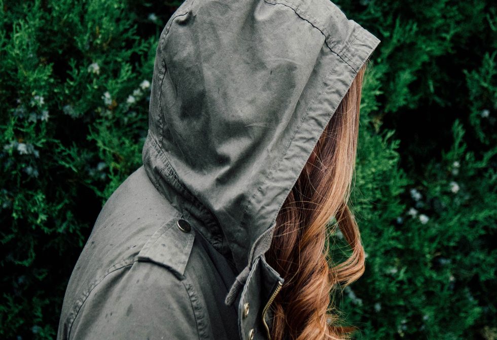 5 Ways To Help A Survivor Of Domestic Abuse, From Someone Who's Been There