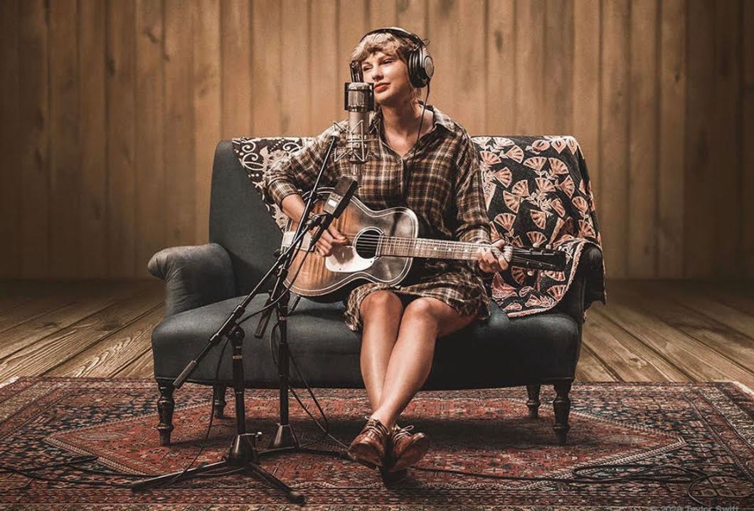 What's Up With Taylor Swift Re-Recording Her Old Albums?