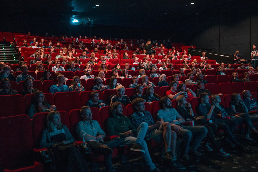 The 5 Worst Types Of People To Watch A Movie With