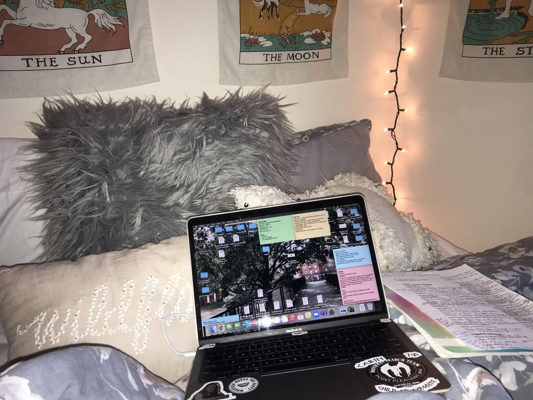 A Day In The Life Of A Virtual Journalism Intern